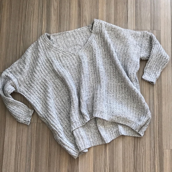Sweaters - NEW Oversized knit sweater